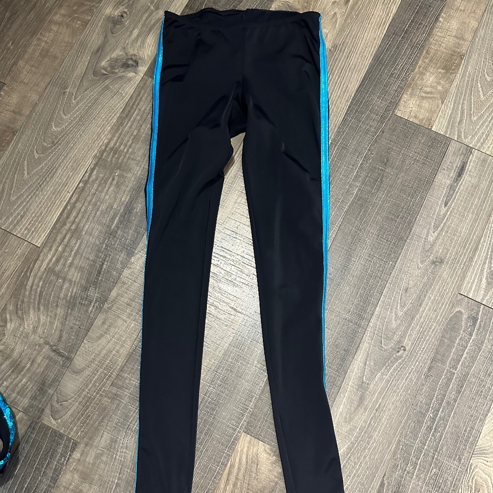 Weissman - Don't Stop The Music Leo & Pants - IC